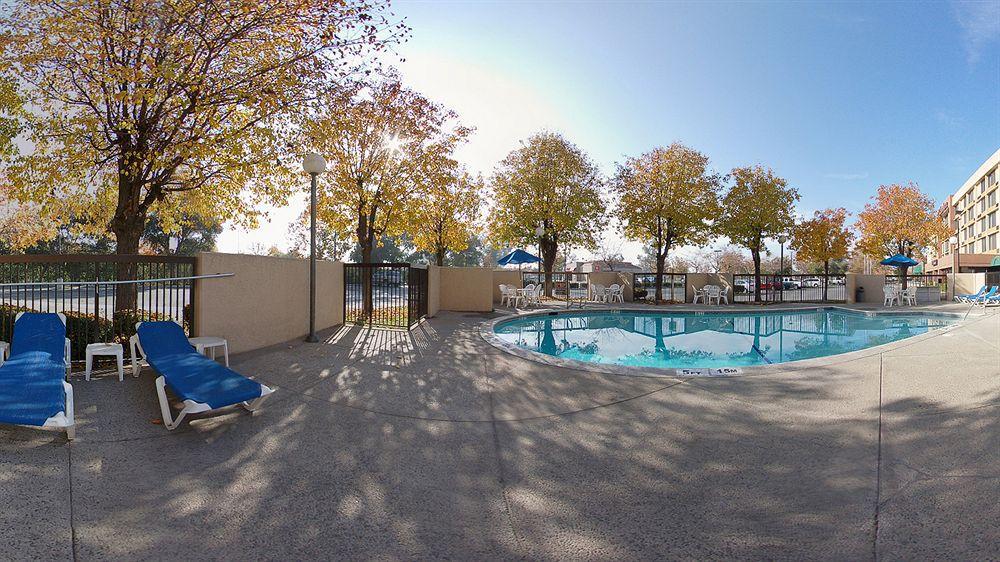 Fairfield Inn And Suites By Marriott Bakersfield Central Exterior foto