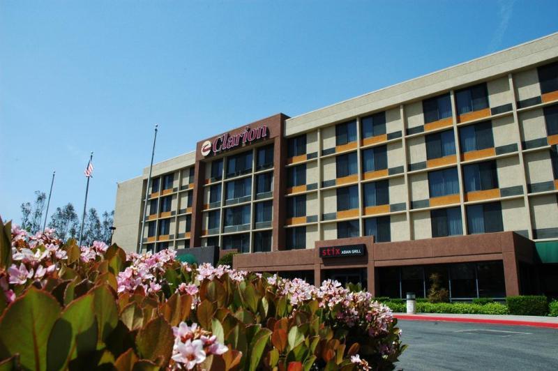 Fairfield Inn And Suites By Marriott Bakersfield Central Exterior foto